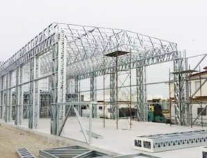 轻钢结构工业厂房的结构
